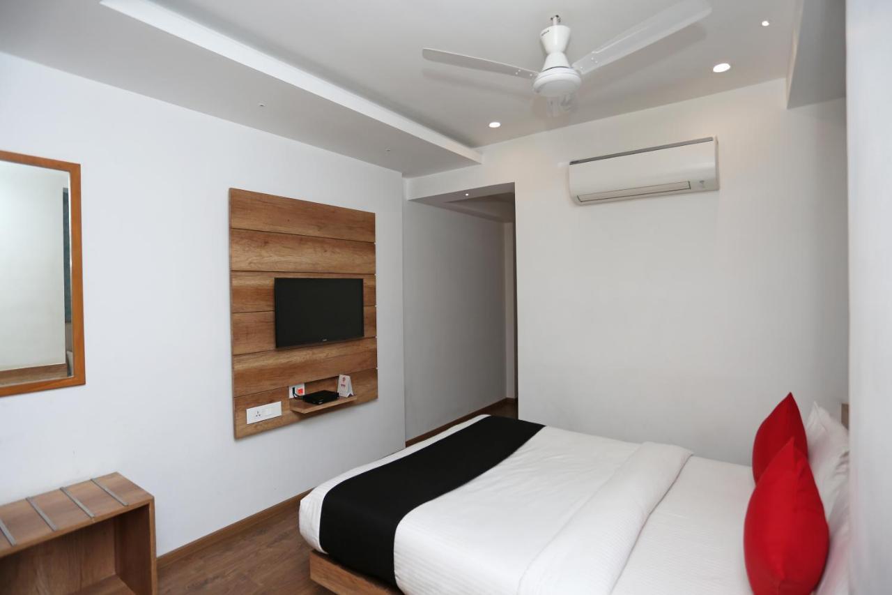 Hotel Yelchiko Waranasi Zewnętrze zdjęcie