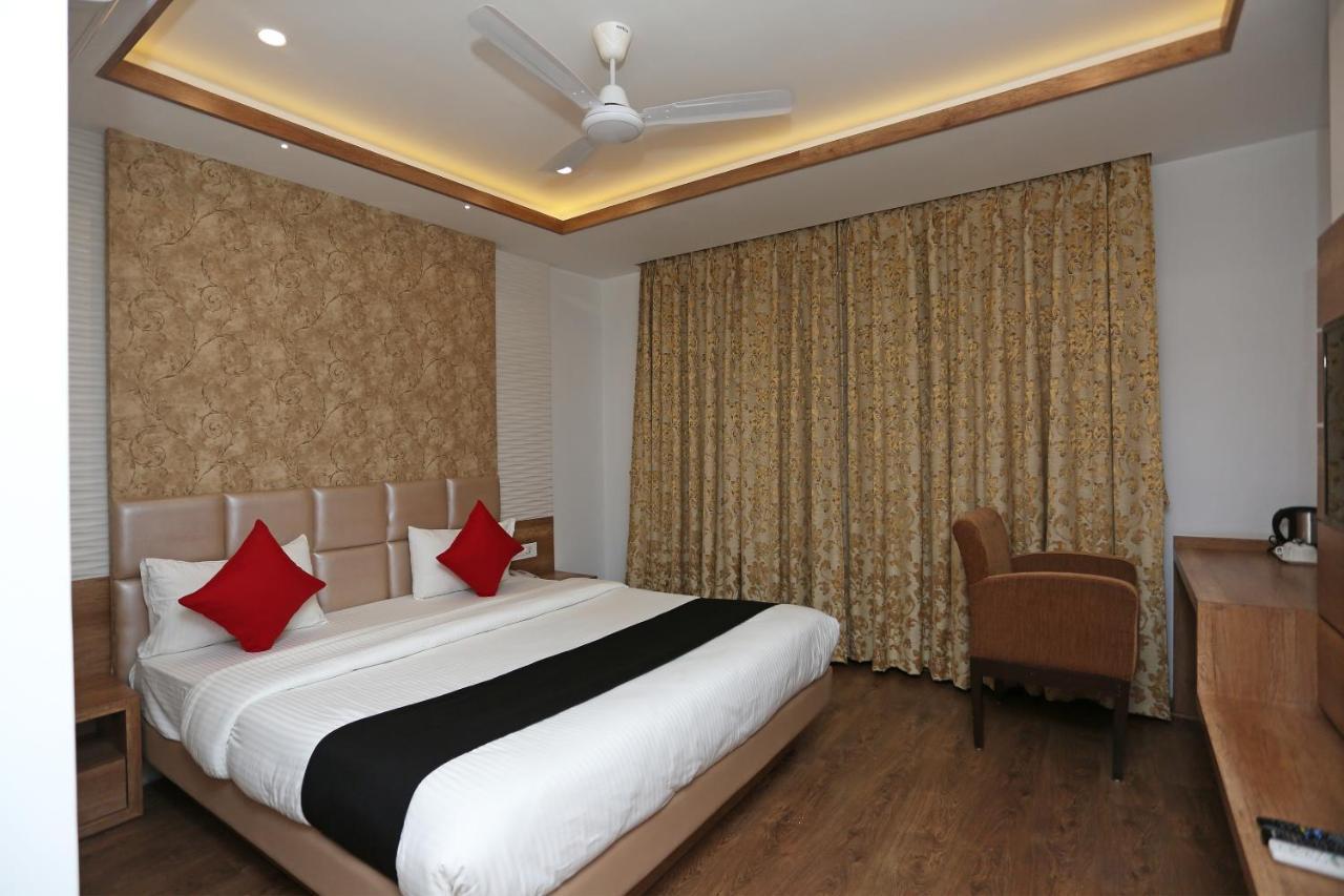 Hotel Yelchiko Waranasi Zewnętrze zdjęcie