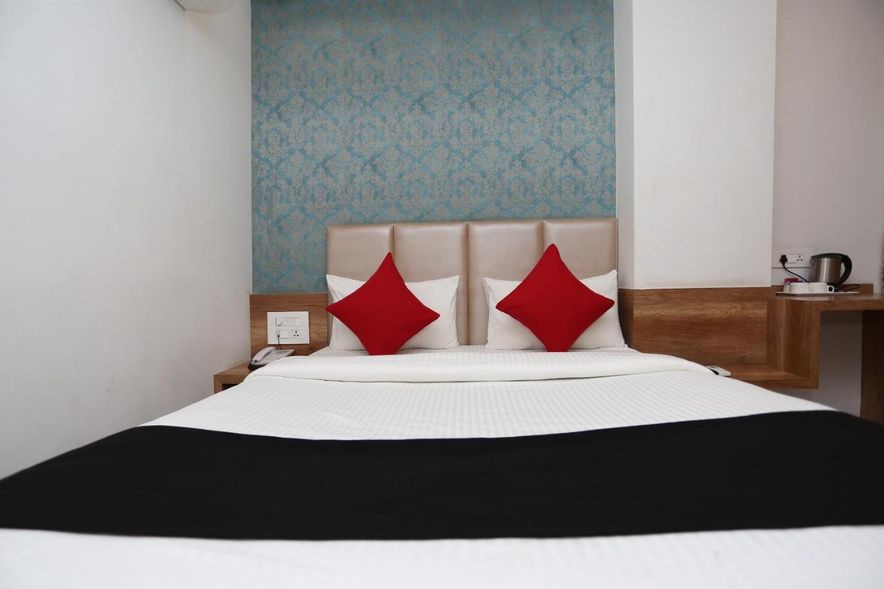 Hotel Yelchiko Waranasi Zewnętrze zdjęcie